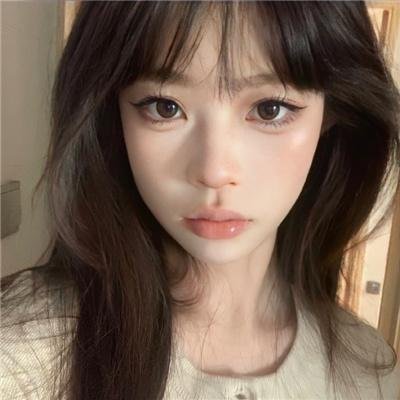 彩色中的黑白